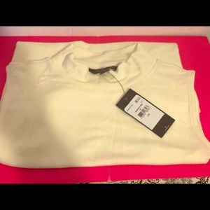 NWT - Tommy Hilfiger top sleeveless